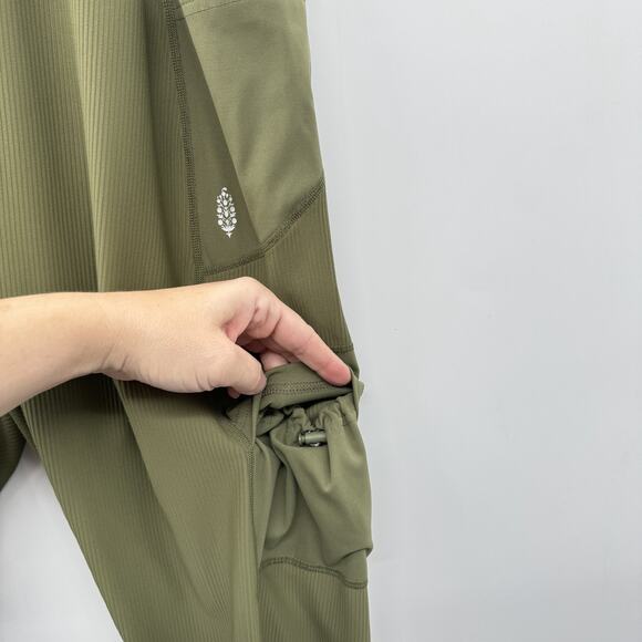 Free People Movement Take A Hike Harem Pants Sz M Olive Green Cargo Stretch - Picture 6 of 15
